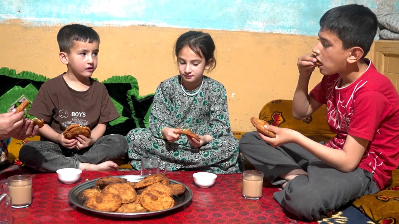 Homemade Chicken And Potato Stuffed Bread | Favorite Bread For Mountain Children |