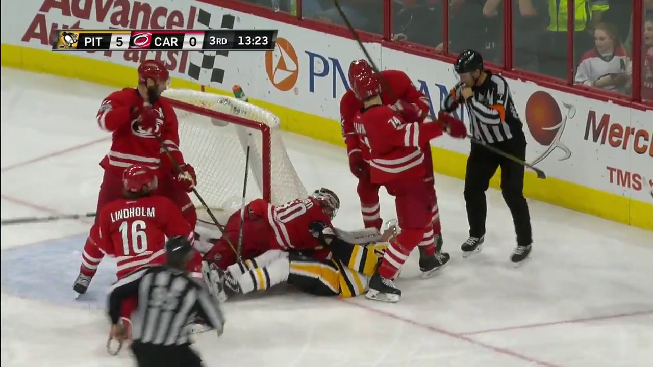 Gotta See It Ward punches Hornqvist with blocker after allowing sixth