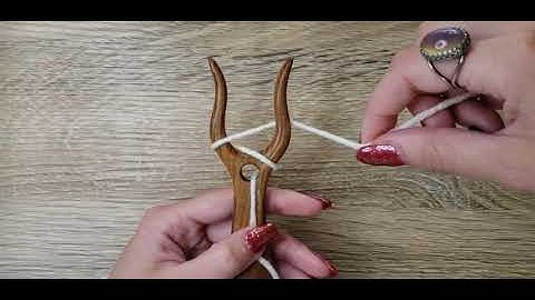 Furls Lucet Fork - Braided Cord Tutorial with Coco Crochet Lee