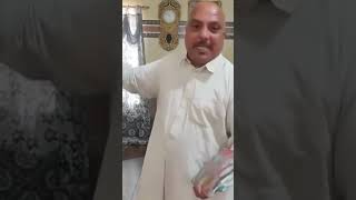 عاجل عاجل . مواطن عراقي يبكي بحرقة بسبب الكتب المدرسية غرائب وعجائب