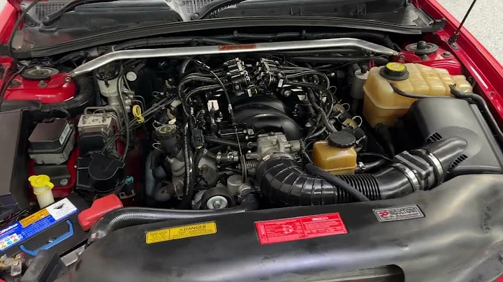 2000 Holden Commodore VX SS - Engine Video