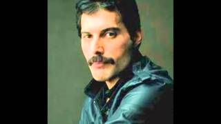 Freddie Mercury: Living on my own (Greatest Hits III) chords