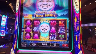 Majestic Moon Triple Sparkle Moon Head Bonus With A Retrigger