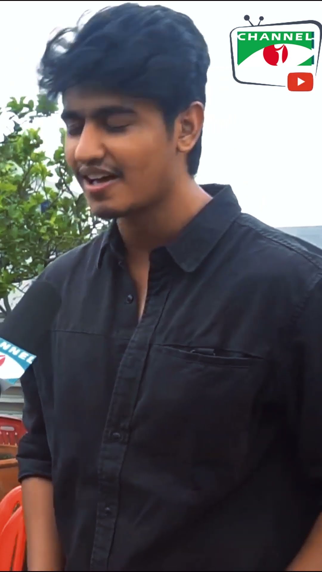 শেখ সাদির খালি গলায় গান—শুনলেই মুগ্ধ! ??