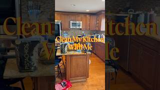 Watch Me Clean My Messy Kitchen #cleanwithme #shorts #lifestyle #cleaning #fyp