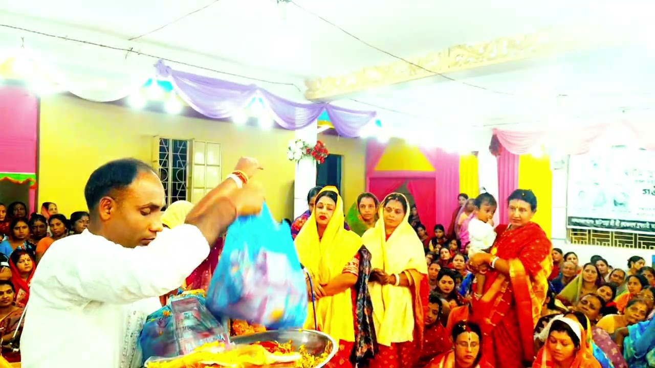 রাধাকৃষ্ণ নিয়ে সখীরা অনেক সুন্দর নিত্য করলেন