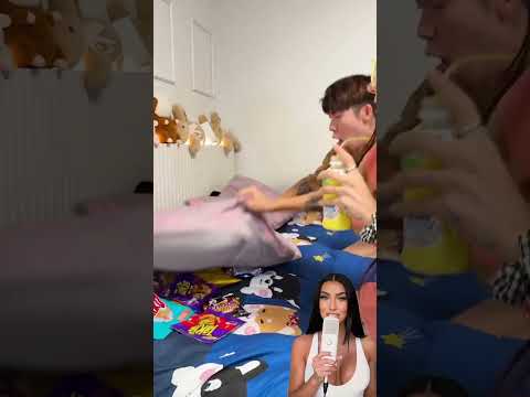 لقد سرق وجبتي الخفيفة مضحك زوجان كوميديا ميمز