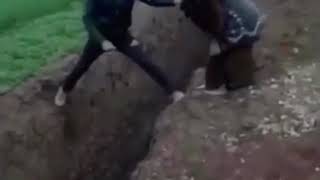 Laaa laaa düşecem