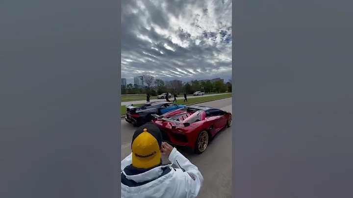 Bugatti Chiron Pur sport Vs Lamborghini Aventador SVJ 😍 🥰 😘.