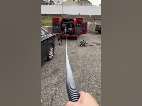Giraffe retractable vacuum! Mobile detailing van - YouTube