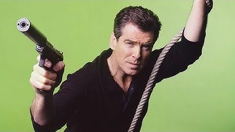 Pierce Brosnan The World Is Not Enough Alternative Custom Gunbarrel.