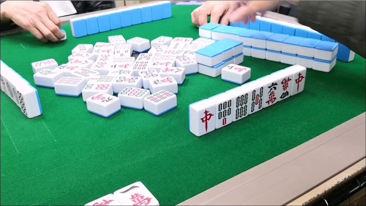 红中麻将,财神驾到,直接叫红中,自摸怎么走 - YouTube