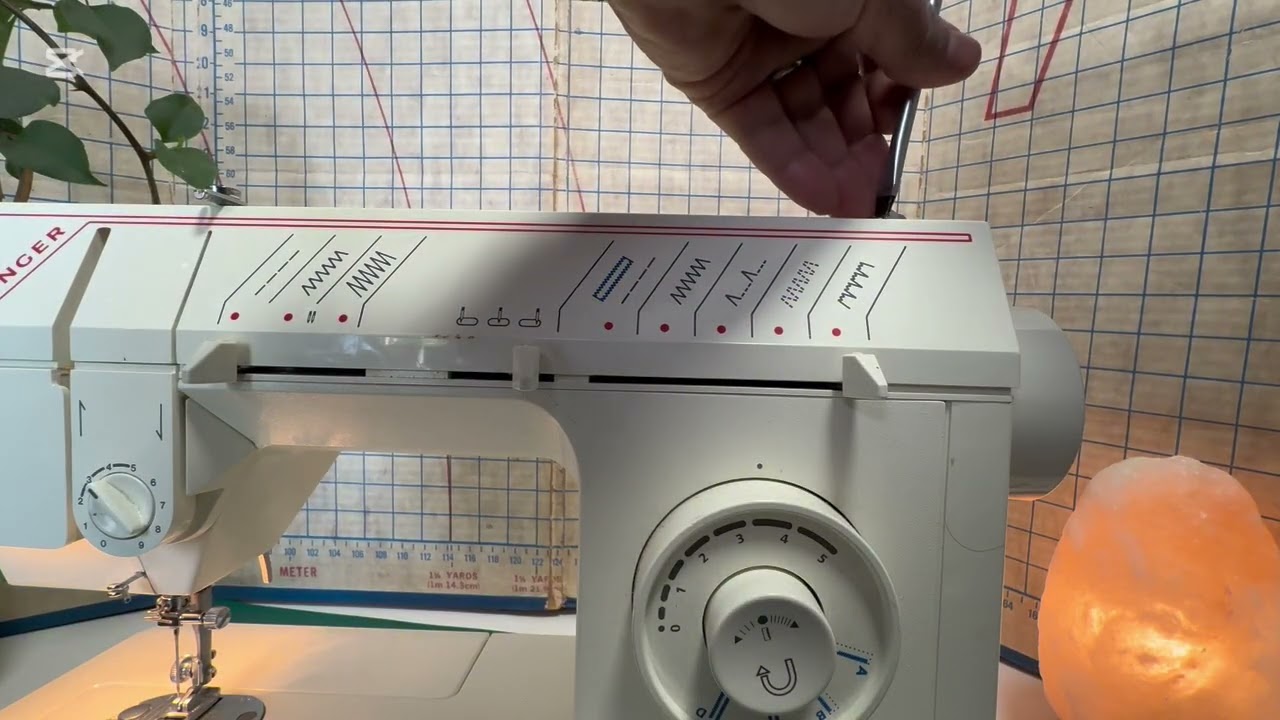 Швейная машинка Singer 5805c: прокатка и чистка.