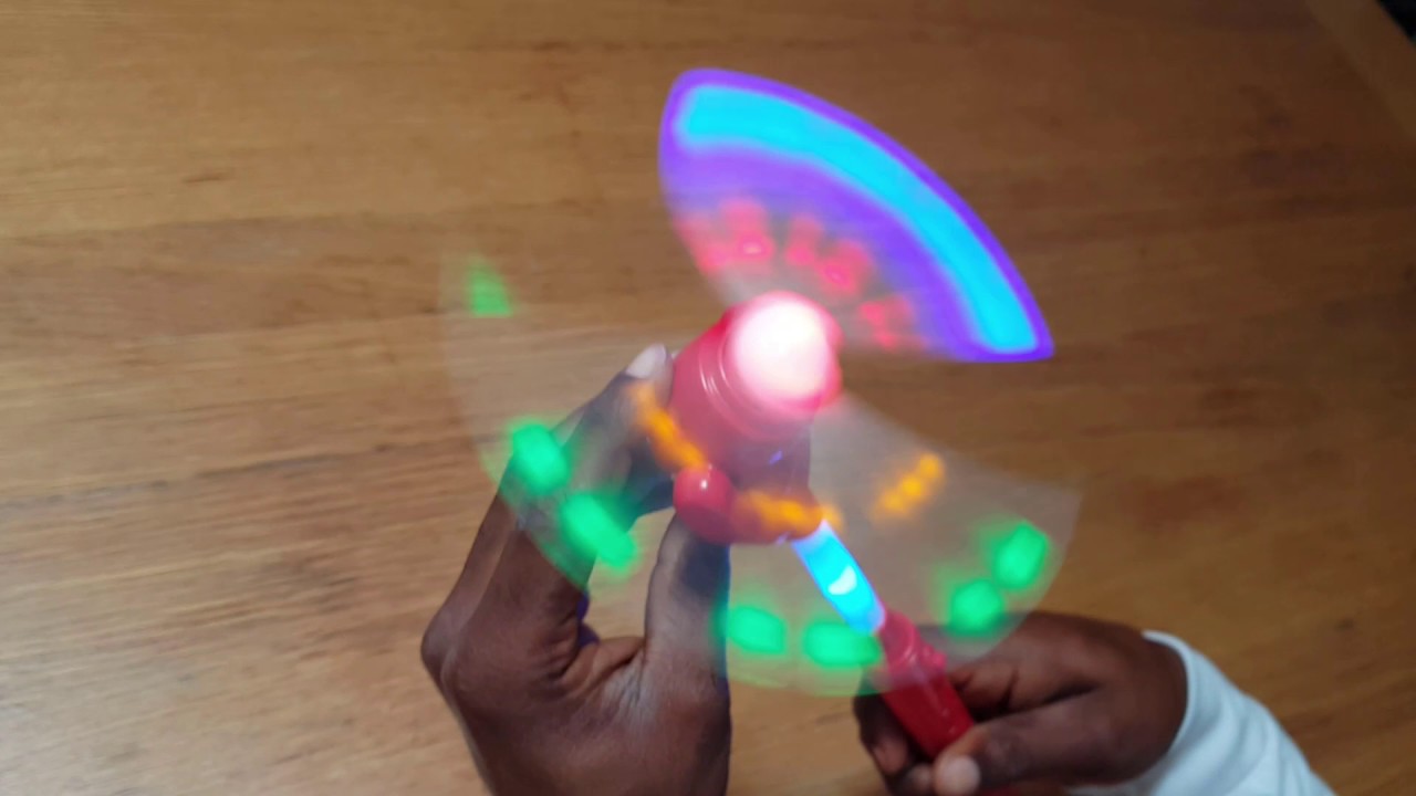 WHAT A COLOURFUL AND AMAZING WINDMILL TOY LEARN COLOURS THROUGH THIS