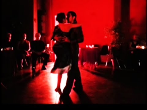 Tango by Emilia Bassin & Juan Pablo Valdebenito, Avignon, May 2013