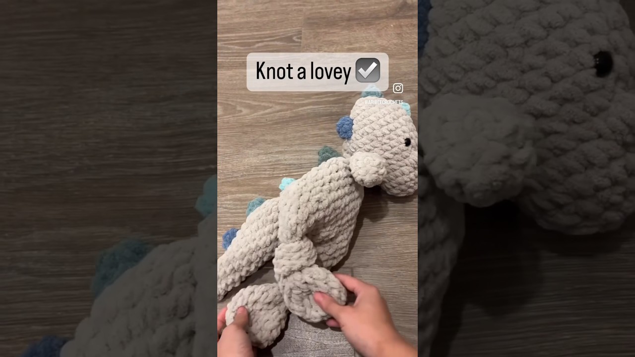 🦖 🧶 how to knot a lovey! Crochet Dino! #amigurumi #crochetting #yarn  #crochetsecrets 