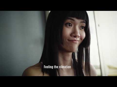 Motorola Mobile TV Commercial the power of vibrations #techwithheart