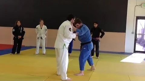 2 Mins of Judo Gripfighting with Olympian Nick Delpopolo