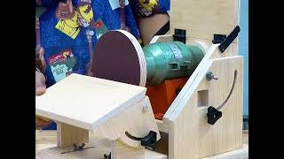 Transform your old electric motor into a versatile folding disc sander and spindle sander. Transform your old electric motor into a versatile folding disc sander and spindle sander.