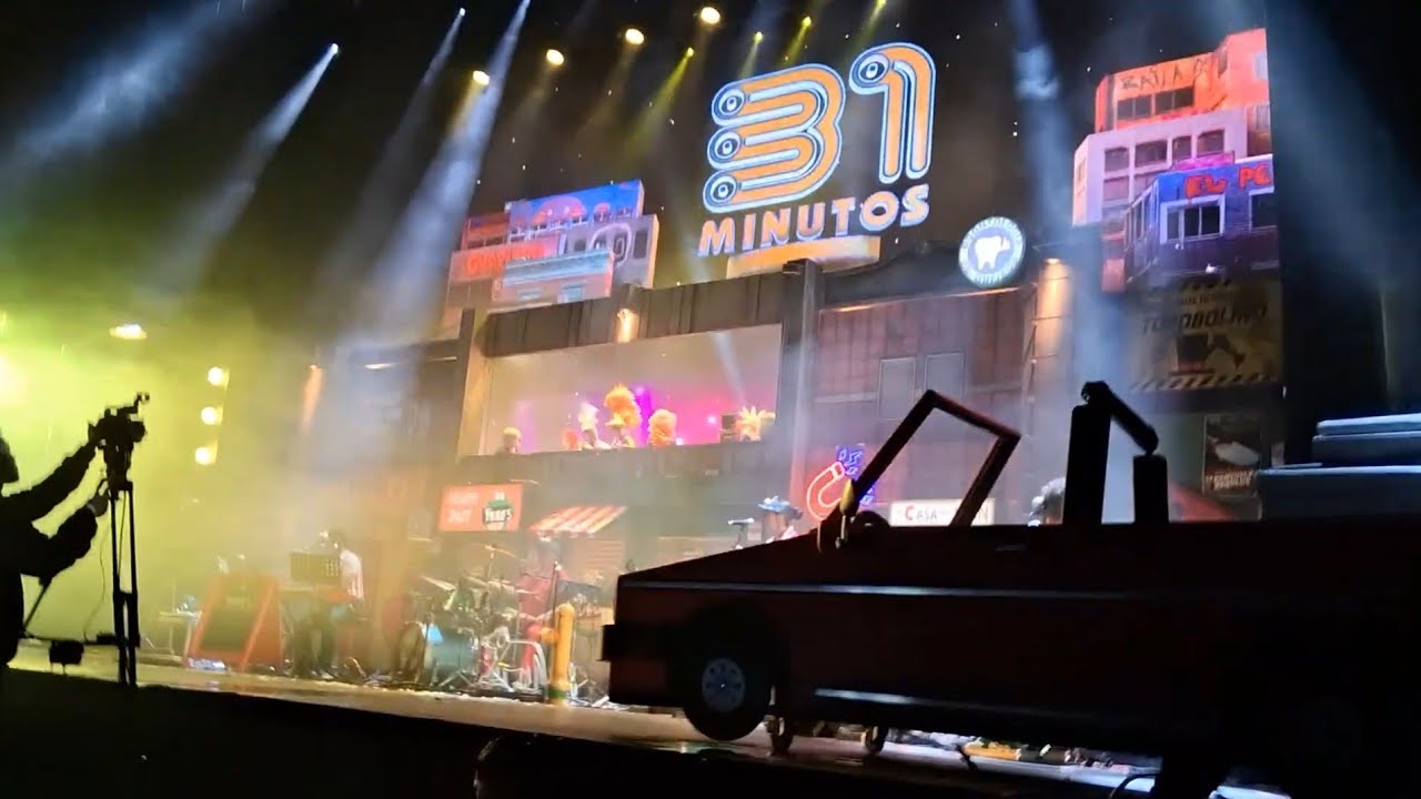 31 Minutos Radio Guaripolo II En Puerto Montt. Anacleto Y Yo Nunca Vi Televisión (Version Original)