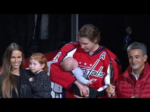 Backstrom honoured before game for 500 point milestone