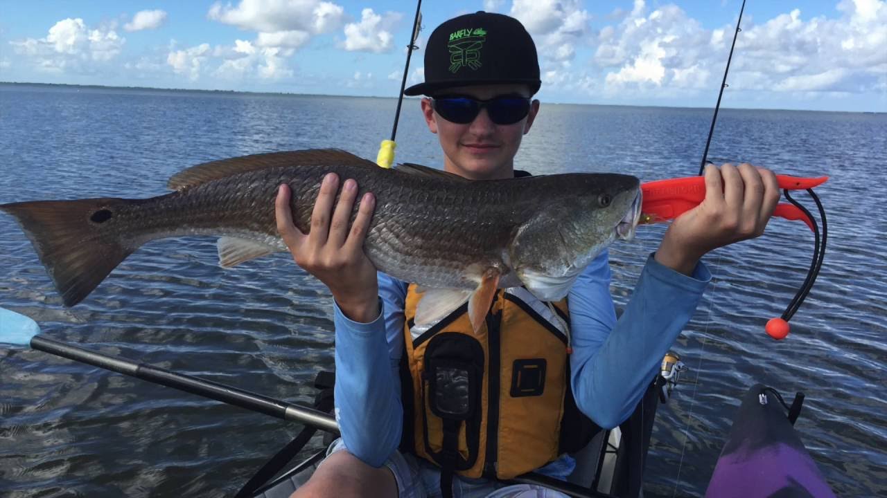 kayak fishing MY BIGGEST REDFISH ! VENICE LOUISIANA YouTube