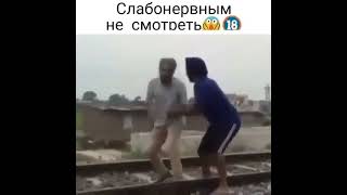 Зачем он это делает..? #shorts