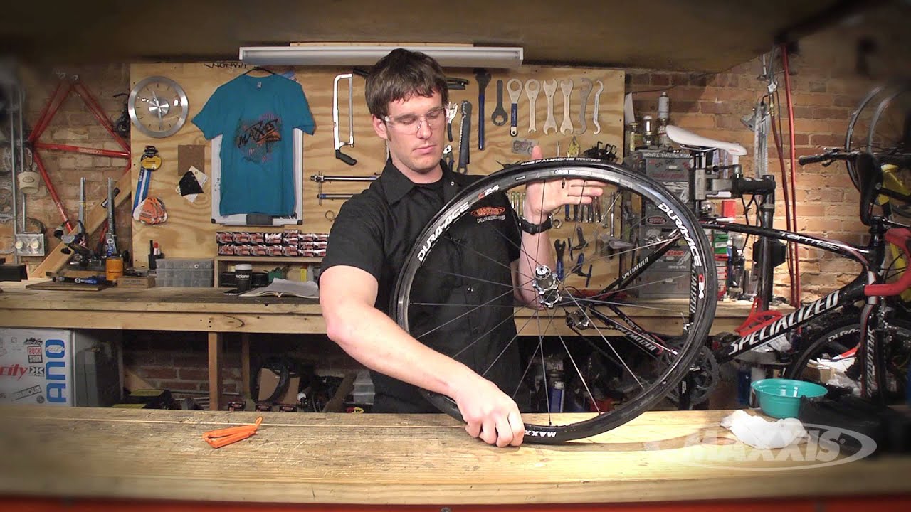 maxxis tubeless road tires