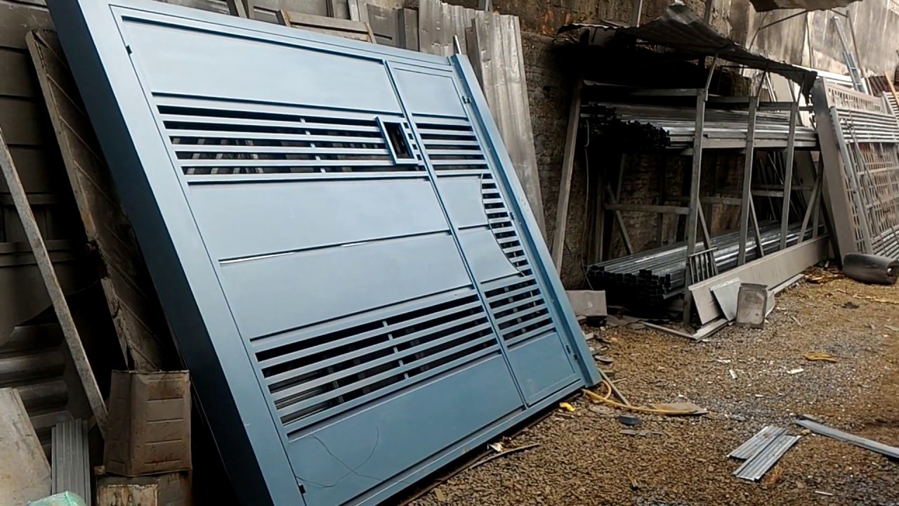 Portão em Aço Galvanizado ou Alumínio, Basculante com Social embutido ...