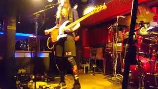 Eliot Sumner &quot;I followed you home&quot; live