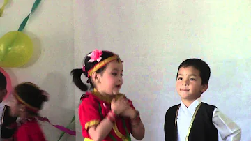 Dance ...Aaja Hamro Bhet bhako din.......Toddlers Intl Pre School.