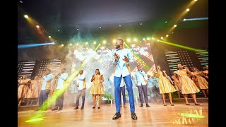 Choral Highlife Praise Medley Ayeyi Ndwom Concert Vocalessence Chorale Ghana