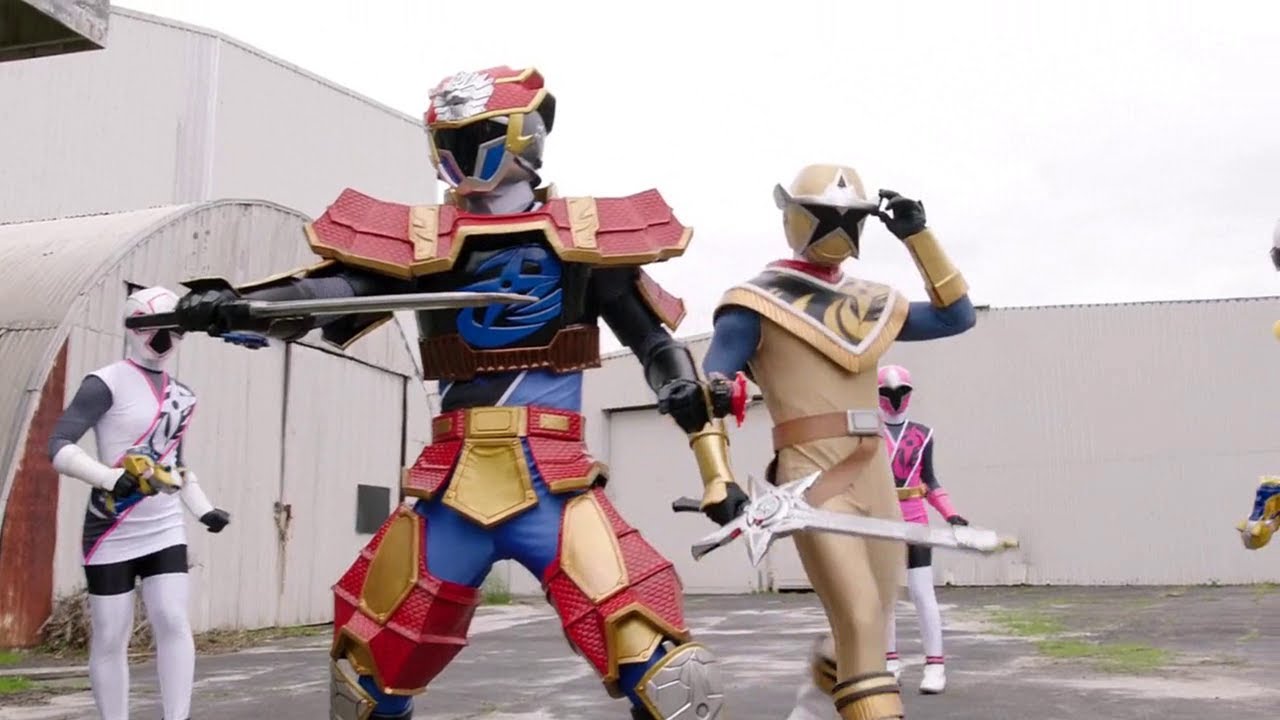 Power Ranger Super Ninja Steel | Ranger Azul modo Leon fuego | Episodio 18