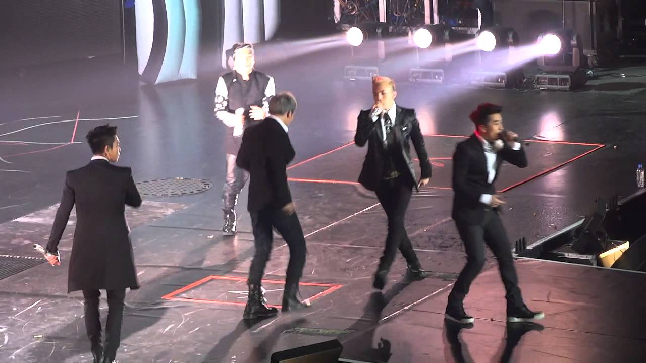 BIGBANG - Lies (London 2012 Alive Galaxy Concert @ Wembley Arena)