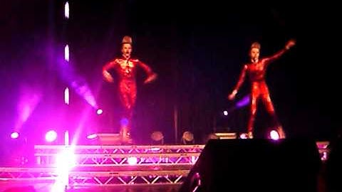 Jedward - Oops! I Did It Again. TLT , Drogheda. 31/1/11. :)