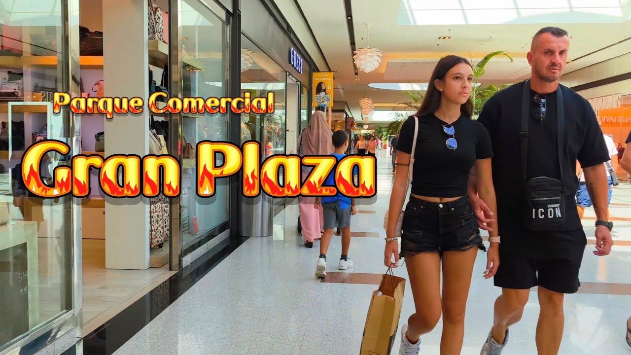 Parque Comercial Gran Plaza Roquetas de Mar Almería España septiembre de 2024