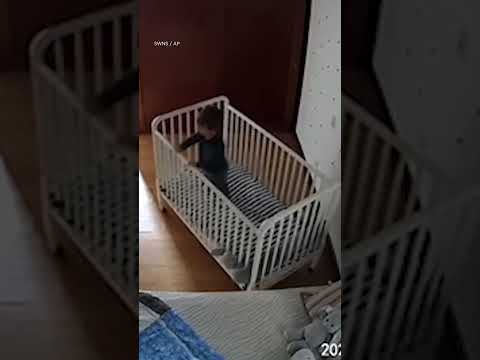 Baby genius escapes crib with clever tactic #Shorts
