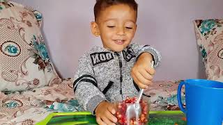 @CoComelon  هشام ياكل رمان Hesham eats pomegranate