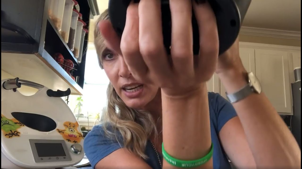 Thermomix® TM5 TM6 - Taking out the blade