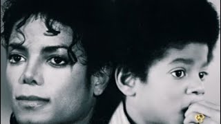 Ben-Michael Jackson adult AI Resimi