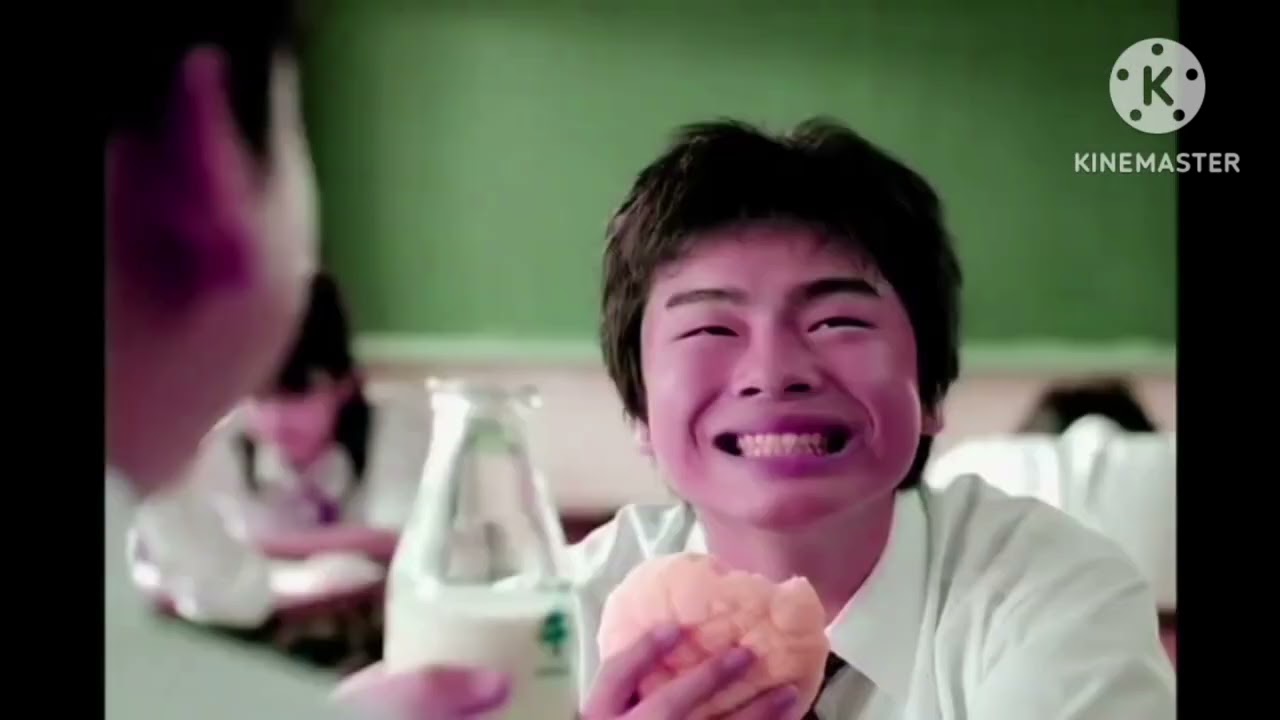 Yes milk comercial logo effects (inspired by expedia logo effects)