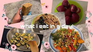 what i eat in a day (vegan in summer) (i tried)