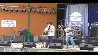 Jim Lyons performing at Green Waters Park