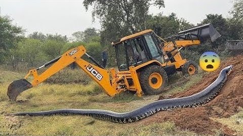New JCB 3dx Eco Loading Mud Tractor
