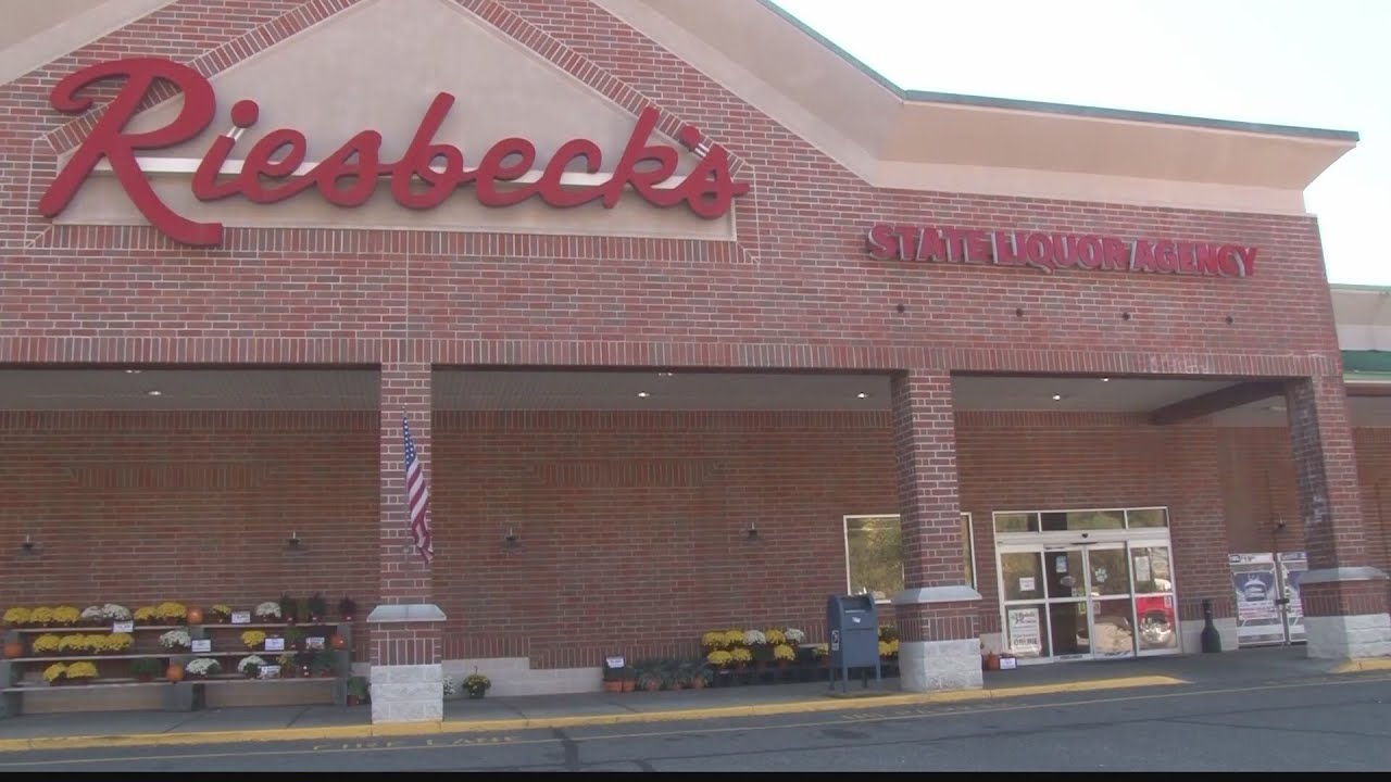 Community disposes of unneeded medication during National DEA Drug Take Back Day