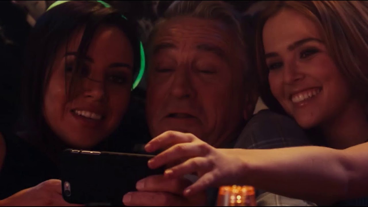 Трейлер фильма Дедушка легкого поведения (2016) - YouTube