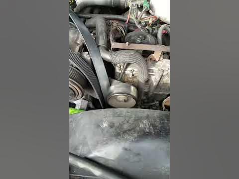 Tip for removing fan clutch nut on 2001 F250 7.3 Powerstroke - YouTube