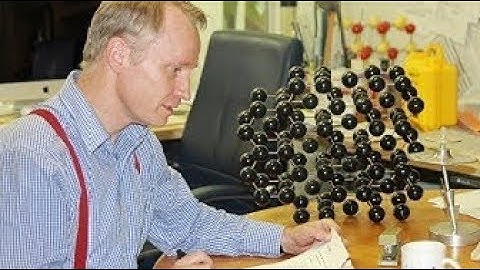 Electromagnetism 13: Light, an electromagnetic wave