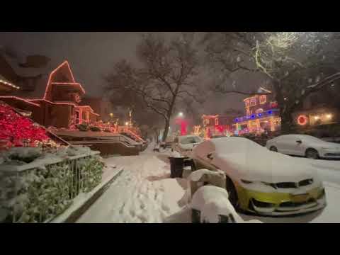 NYC LIFE 2020 | Snow Walk Christmas  in  Dyker height-Brooklyn New York Dec.16