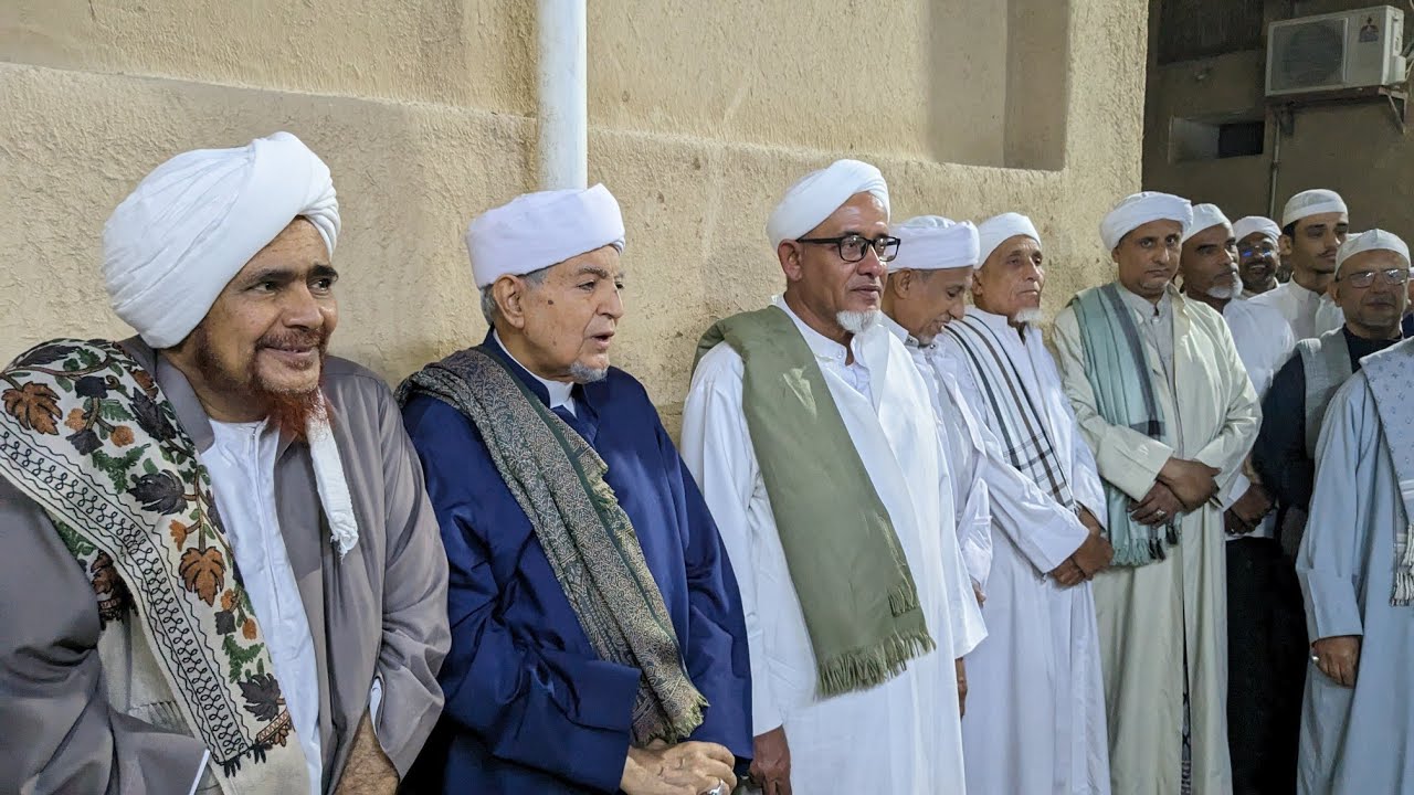 شاهد الموروث الشعبي- التهاويد في مسجد سرور بمدينة تريم_تشويقآ لزيارة نبي الله هود عليه السلام 1446ه‍